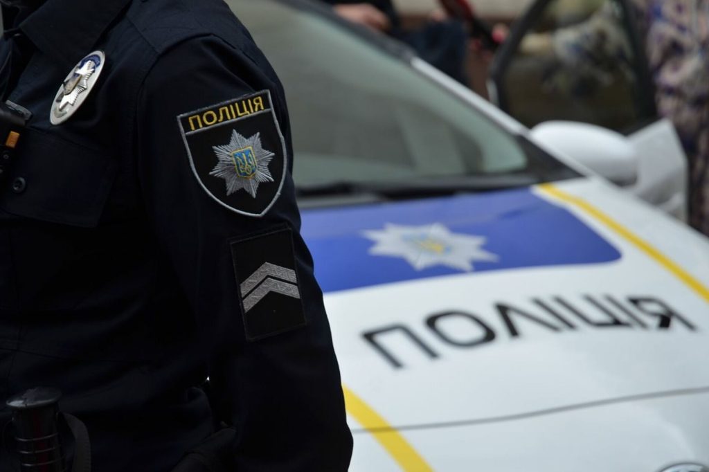 У Чернівцях затримали 29‑річного з великою партією заборонених психотропних препаратів